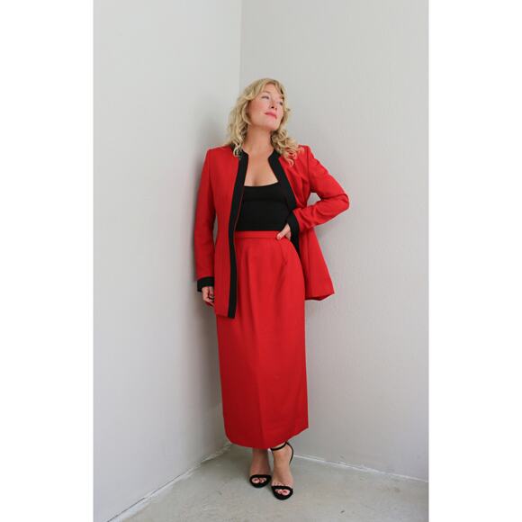 1980's Vintage Custom Tailored Red Skirt & Blazer Korean Suit Set Womens SM 4 6 - Picture 3 of 10